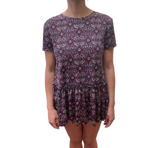 NWT Agnes & Dora Relaxed Ruffle Tee Pink Medallion Size Small